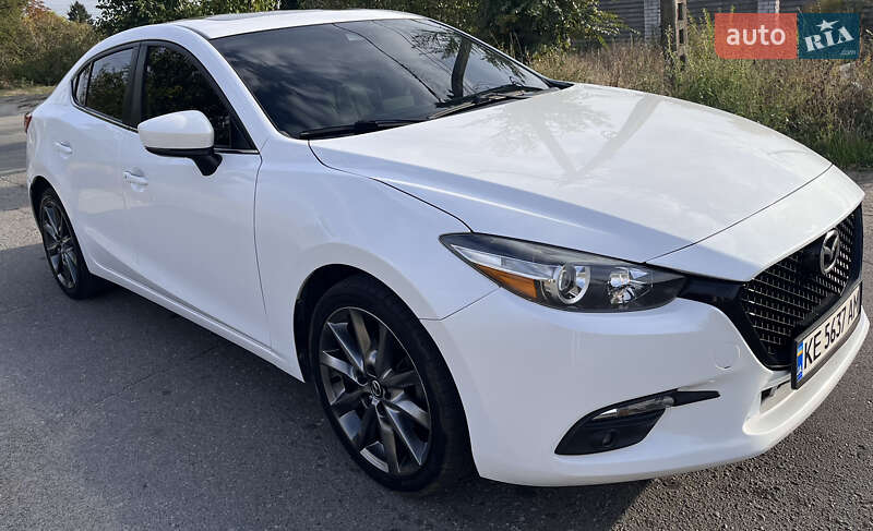 Седан Mazda 3 2017 в Днепре фото Седан Mazda 3 2017 в Днепре