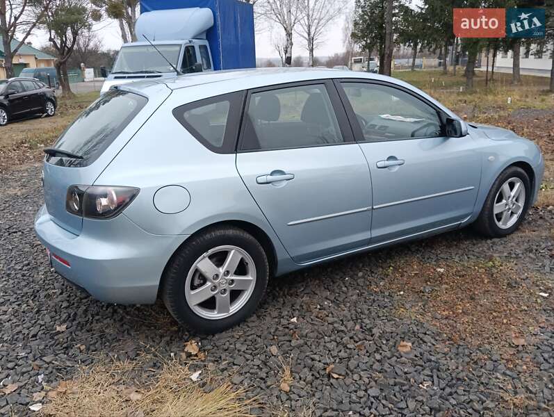 Хэтчбек Mazda 3 2007 в Луцке