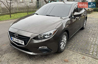 Седан Mazda 3 2016 в Днепре