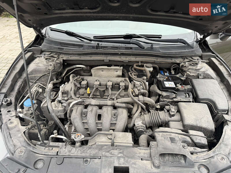 Хэтчбек Mazda 3 2015 в Запорожье