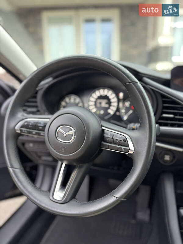 Седан Mazda 3 2023 в Киеве фото 21 Седан Mazda 3 2023 в Киеве