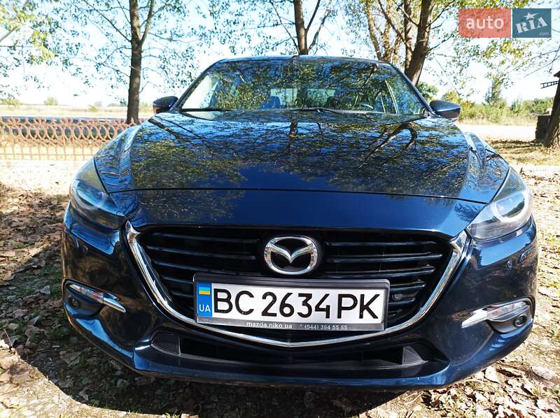 Хэтчбек Mazda 3 2017 в Калуше