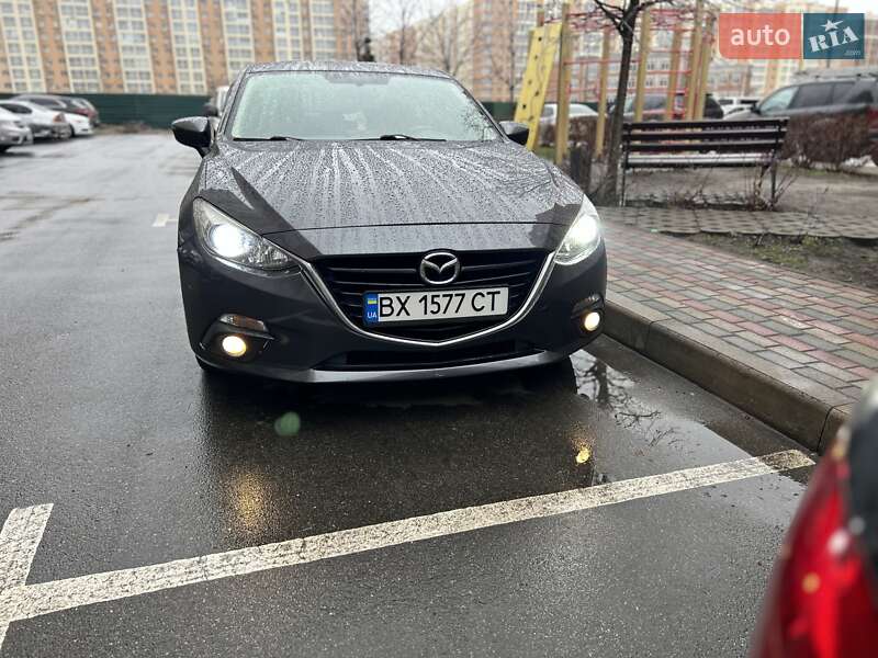 Mazda 3 2015