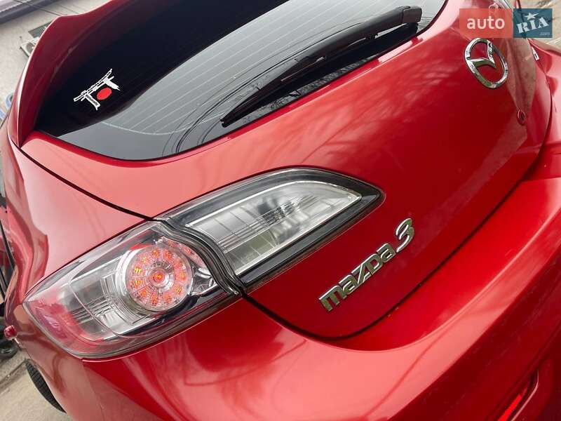 Хэтчбек Mazda 3 2011 в Запорожье