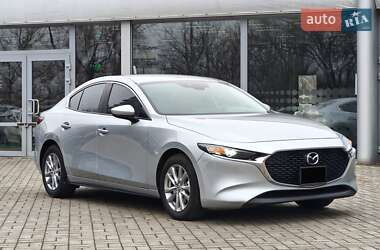 Седан Mazda 3 2019 в Днепре