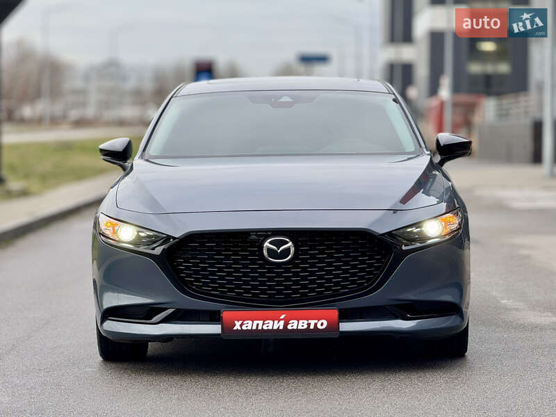 Седан Mazda 3 2023 в Киеве