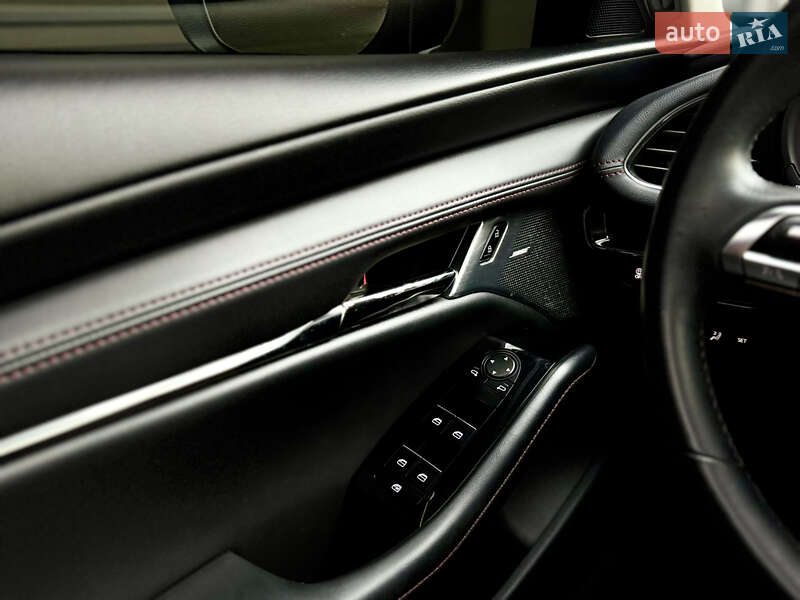 Седан Mazda 3 2023 в Киеве