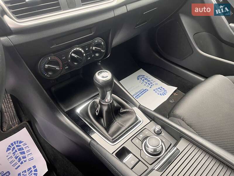 Хэтчбек Mazda 3 2018 в Львове фото 12 Хэтчбек Mazda 3 2018 в Львове