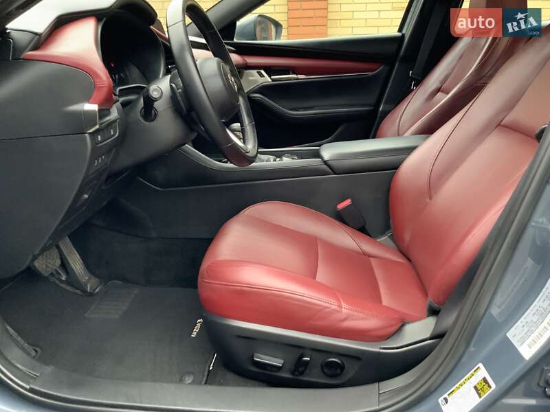 Хетчбек Mazda 3 2019 в Полтаві