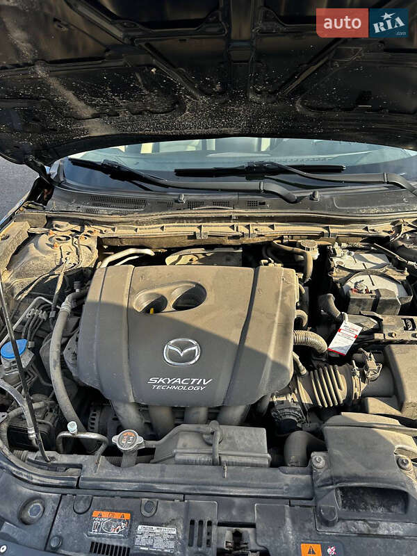 Хетчбек Mazda 3 2014 в Кропивницькому