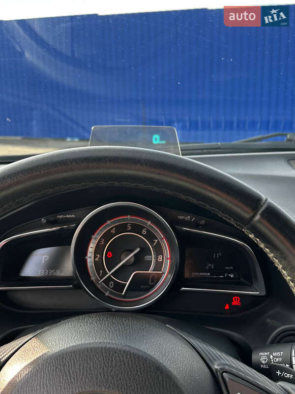 Хетчбек Mazda 3 2014 в Кропивницькому
