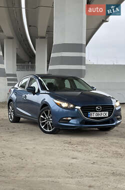 Седан Mazda 3 2018 в Чернігові