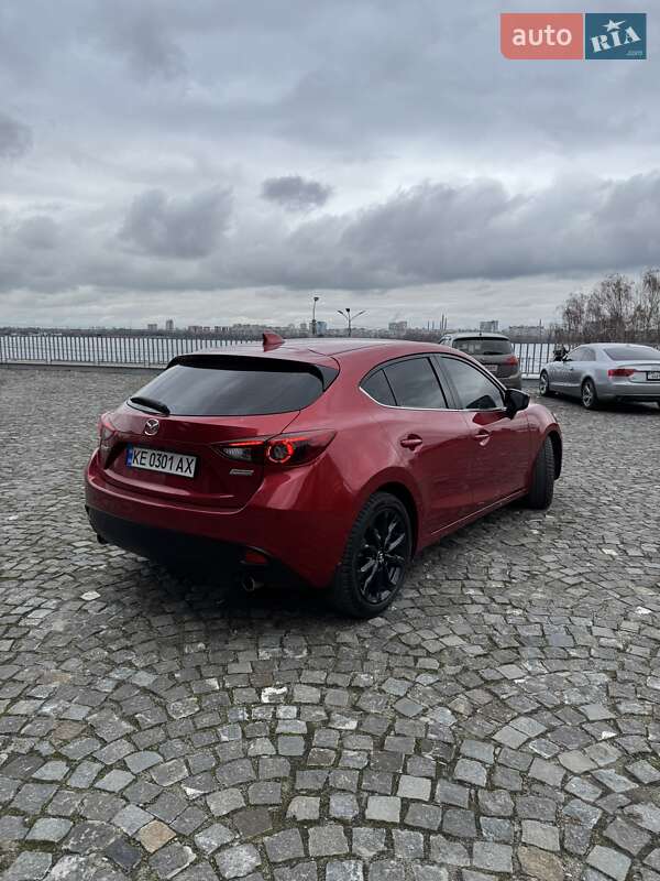 Хэтчбек Mazda 3 2013 в Днепре