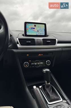 Хэтчбек Mazda 3 2013 в Днепре