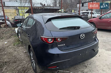 Хэтчбек Mazda 3 2024 в Киеве