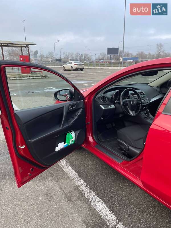 Седан Mazda 3 2011 в Києві