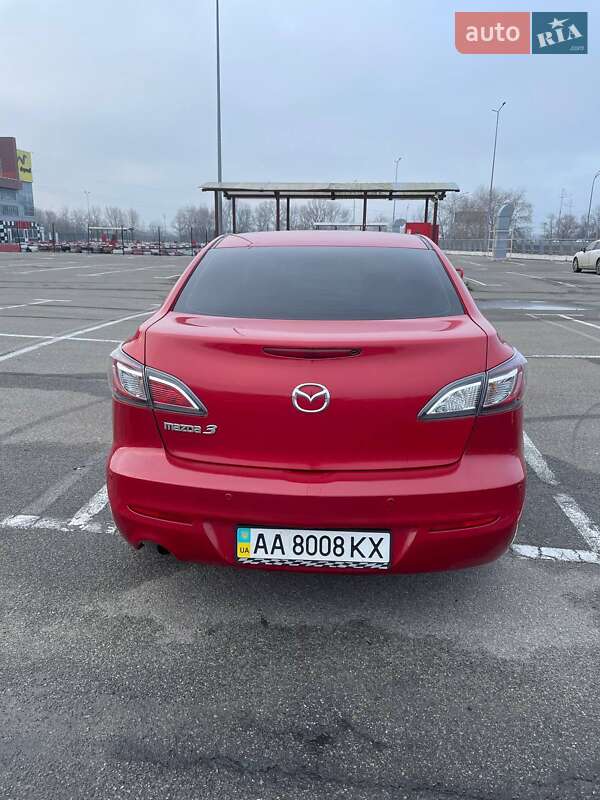 Седан Mazda 3 2011 в Києві