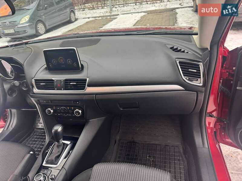 Хетчбек Mazda 3 2015 в Києві фото 30 Хетчбек Mazda 3 2015 в Києві