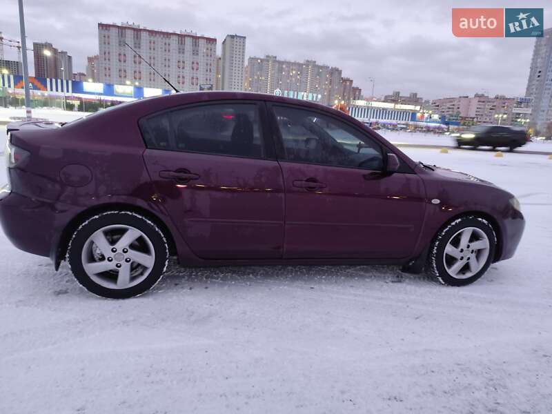 Седан Mazda 3 2007 в Киеве