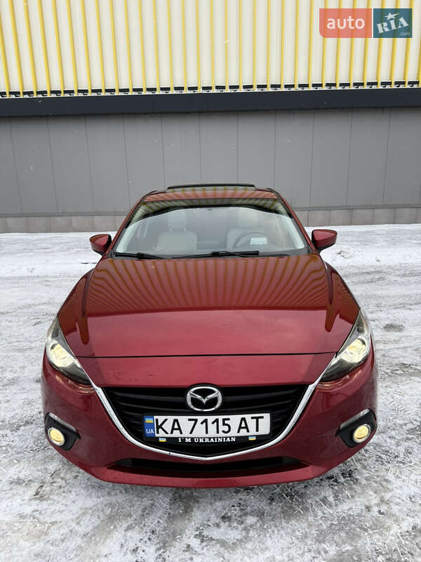 Хэтчбек Mazda 3 2015 в Киеве