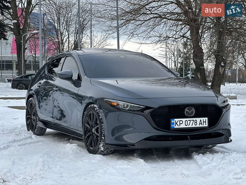 Хетчбек Mazda 3 2020 в Запоріжжі