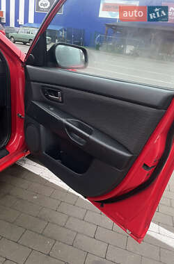 Седан Mazda 3 2007 в Прилуках