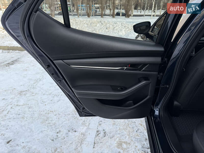 Хэтчбек Mazda 3 2020 в Черкассах