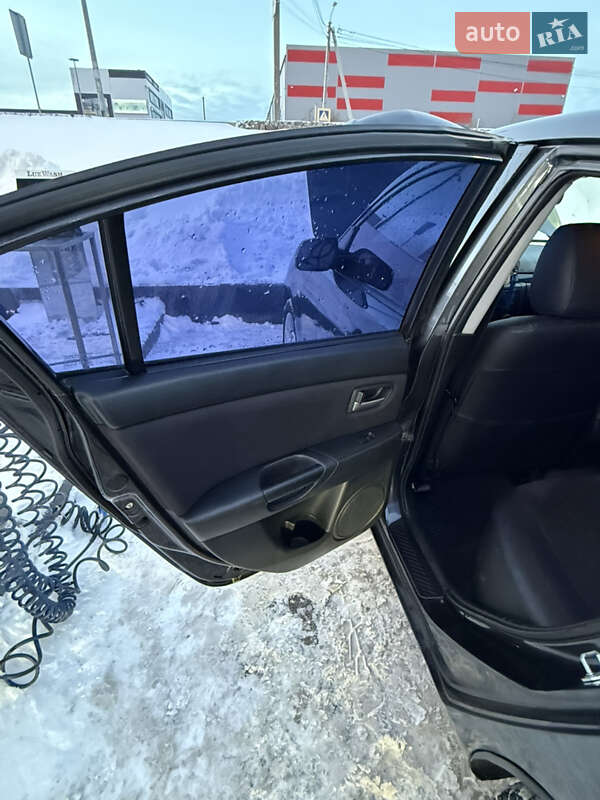 Седан Mazda 3 2006 в Києві