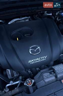 Седан Mazda 3 2016 в Кропивницком
