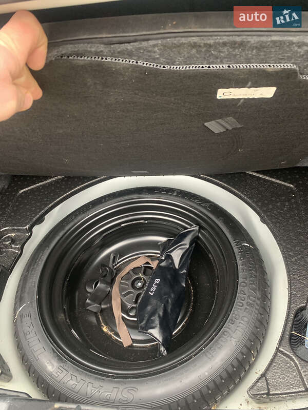 Седан Mazda 3 2018 в Каменец-Подольском