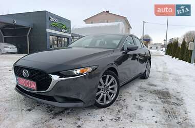 Седан Mazda 3 2022 в Києві