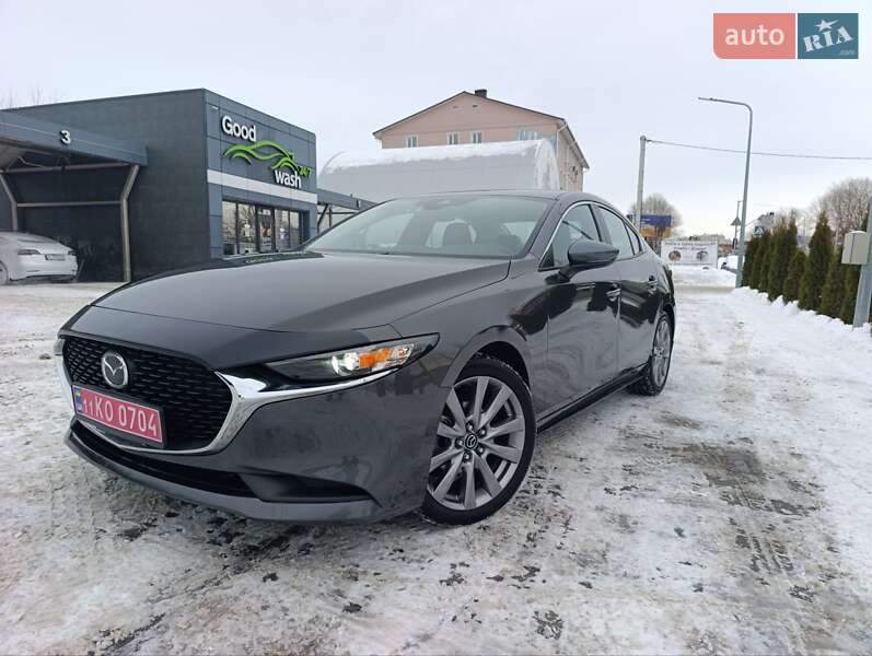 Седан Mazda 3 2022 в Киеве