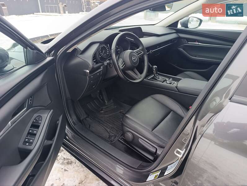 Седан Mazda 3 2022 в Киеве