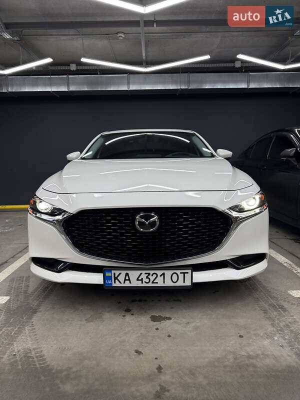Седан Mazda 3 2020 в Киеве
