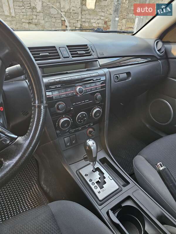 Седан Mazda 3 2008 в Николаеве