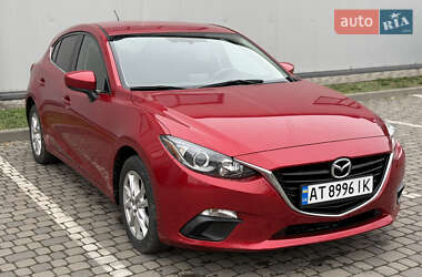 Хэтчбек Mazda 3 2016 в Ивано-Франковске