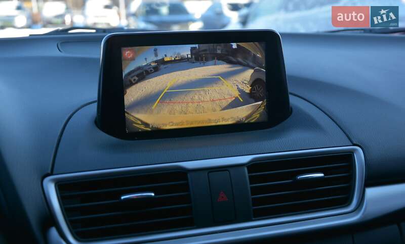 Седан Mazda 3 2017 в Киеве фото 21 Седан Mazda 3 2017 в Киеве