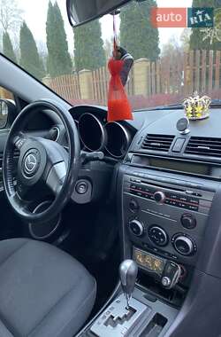 Седан Mazda 3 2006 в Дніпрі