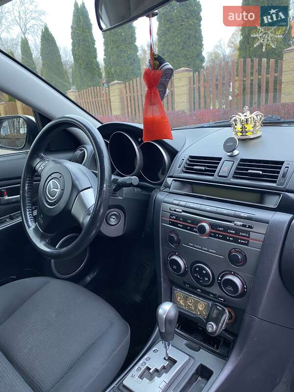 Седан Mazda 3 2006 в Дніпрі