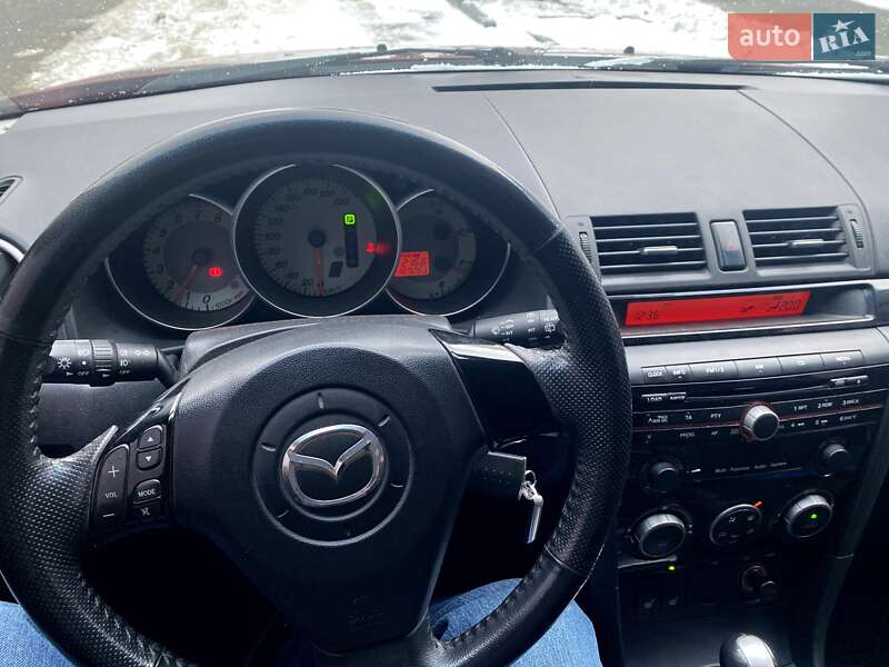 Хэтчбек Mazda 3 2008 в Малине