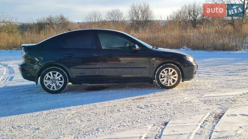 Седан Mazda 3 2008 в Ровно