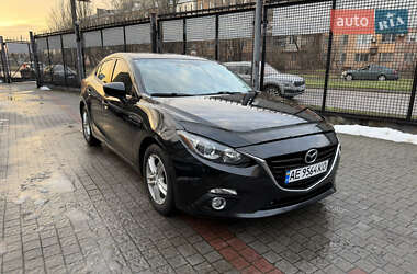 Седан Mazda 3 2014 в Запоріжжі