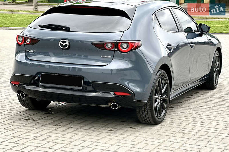 Хэтчбек Mazda 3 2022 в Киеве
