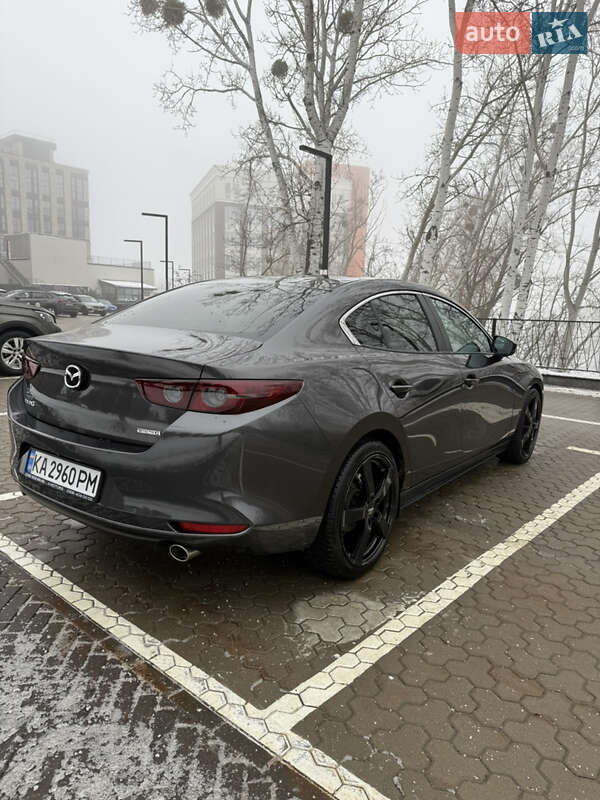 Седан Mazda 3 2021 в Києві