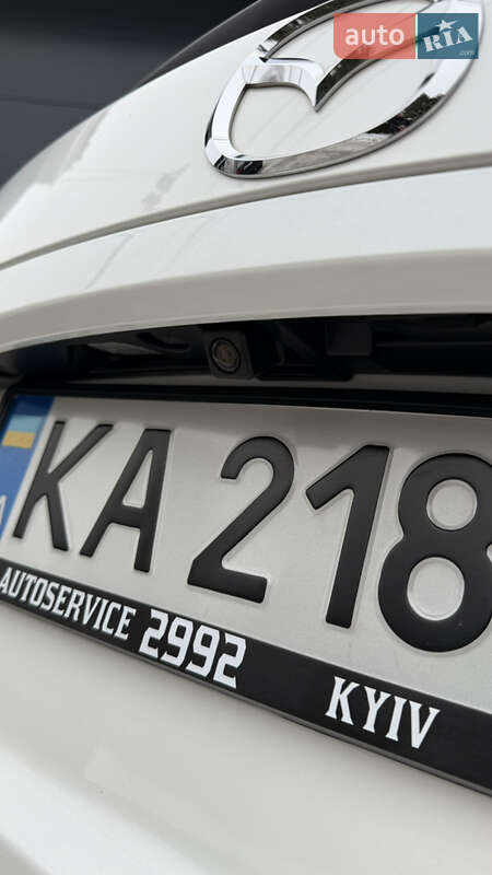 Хэтчбек Mazda 3 2018 в Киеве