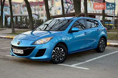 Хэтчбек Mazda 3 2010 в Киеве