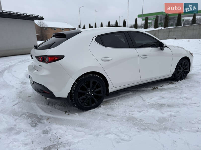 Хэтчбек Mazda 3 2021 в Виннице