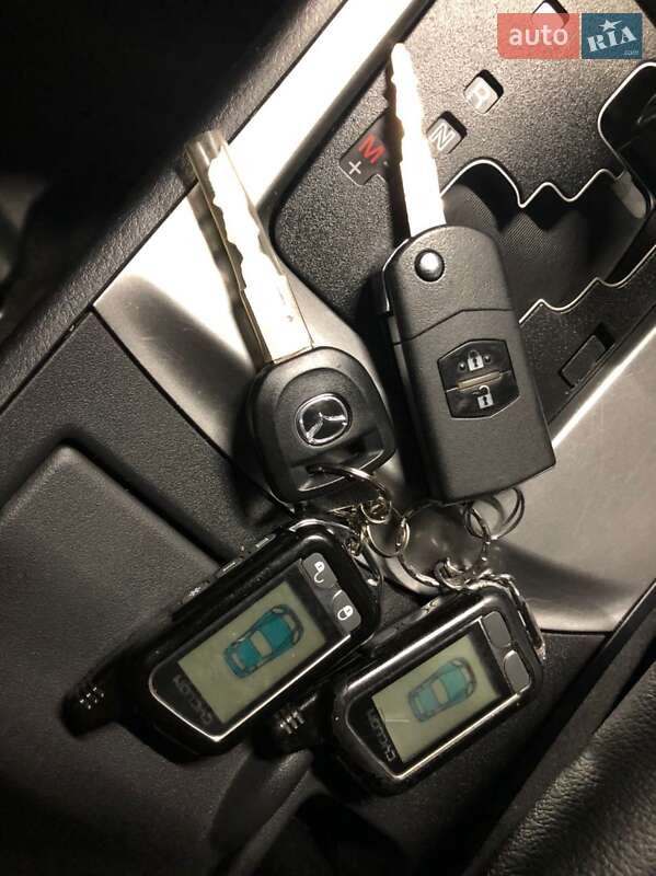 Хэтчбек Mazda 3 2010 в Чернигове