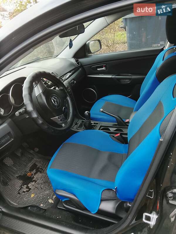 Хэтчбек Mazda 3 2006 в Звягеле