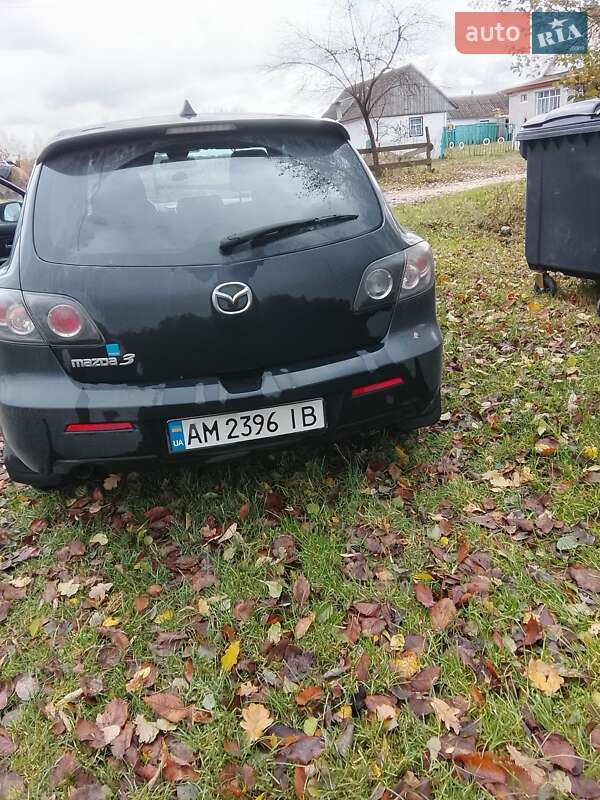 Хэтчбек Mazda 3 2006 в Звягеле